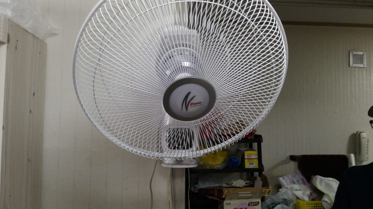 벽걸이선풍기시공후.jpg