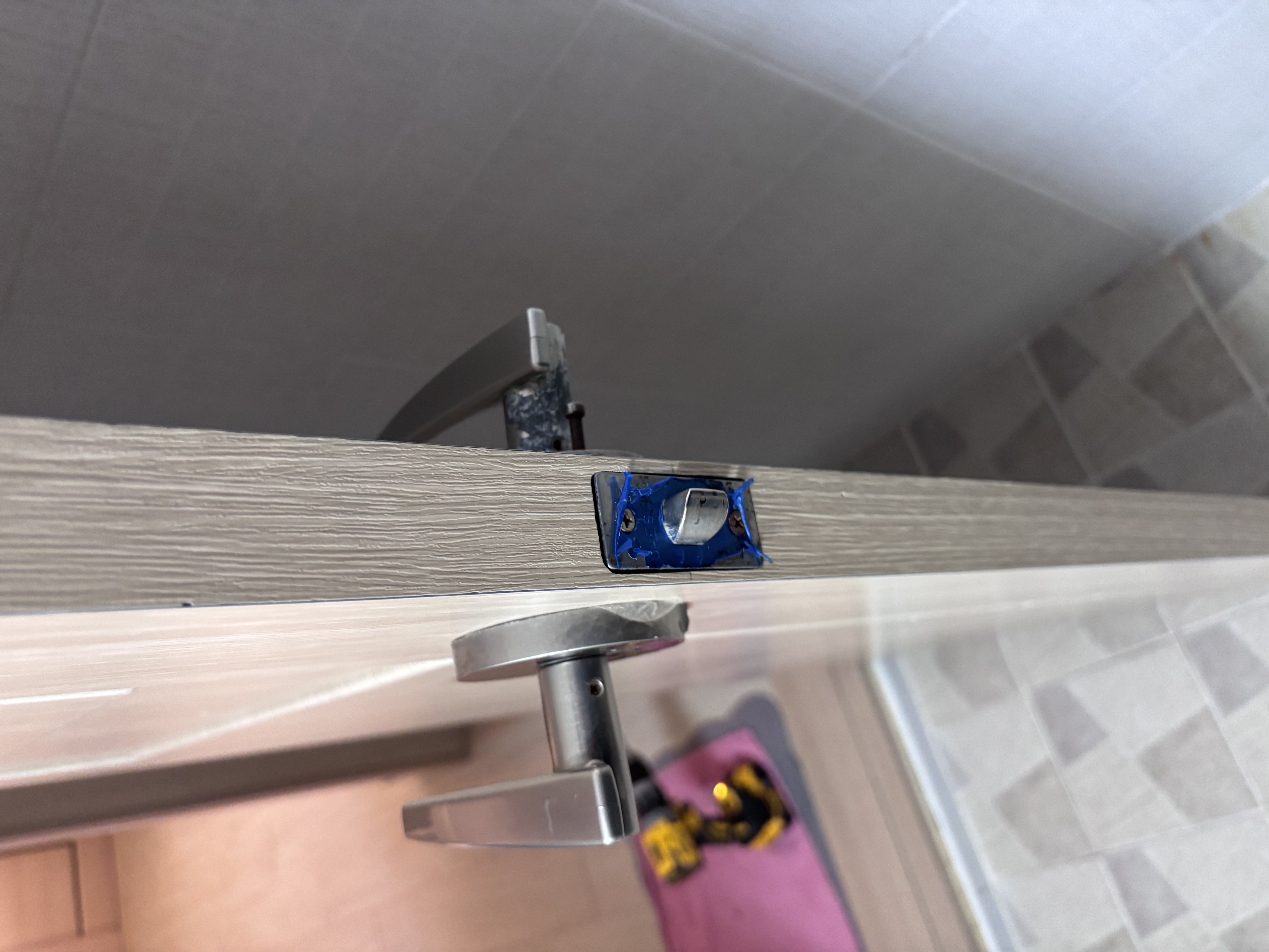 화장실문 작업전1.jpg